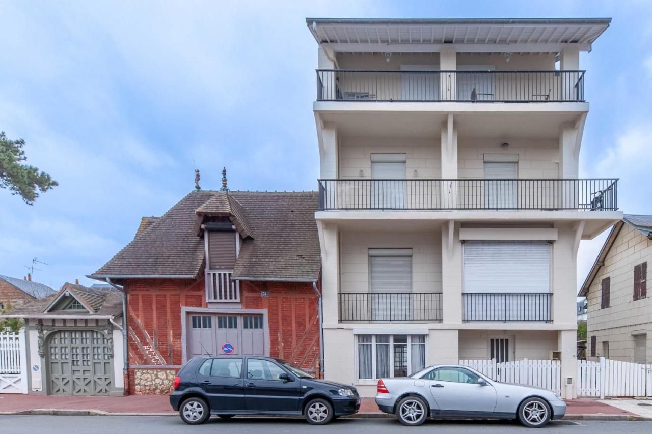 2-Bedroom Apartment With Balcony Near Hippodrome Deauville Buitenkant foto